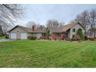 9 Iron Gate Ln, Cromwell, CT 06416-2066