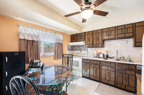 14804 Security Way, Aurora CO 80011-6961 exterior