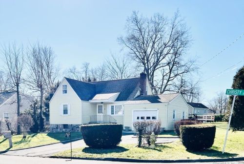 21 Christy St, Norwalk, CT 06850-3103