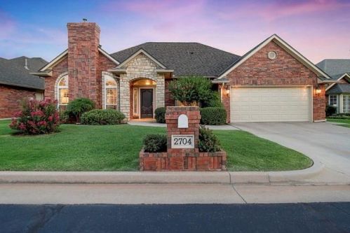2704 152nd Ter, Edmond, OK 73013-8902