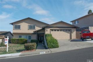 330 Skyline Dr, Vallejo, CA 94591-3620