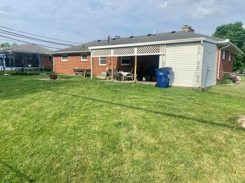 5015 Ridgewood Rd, Springfield OH  45503-5706 exterior