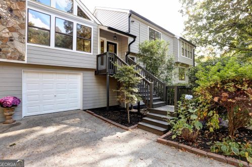 2164 Deep Woods Way, Marietta, GA 30062-2584
