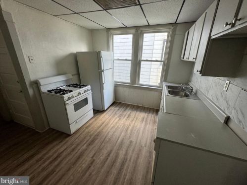 250 3rd St, Hanover, PA 17331-2327