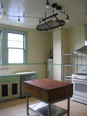 835 Cortland Ave, San Francisco CA  94110-5630 exterior
