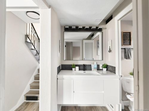 6505 54th Pl, Arvada CO  80002-3311 exterior