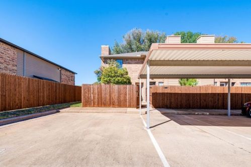 7431 Kingswood Cir, Fort Worth TX  76133-6534 exterior