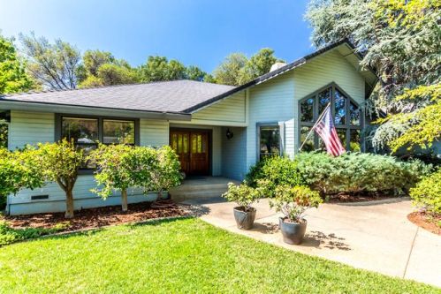 4435 Brittany Dr, Redding, CA 96002-5109
