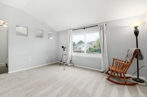 21984 Oxford Pl, Denver CO 80014-5137 exterior