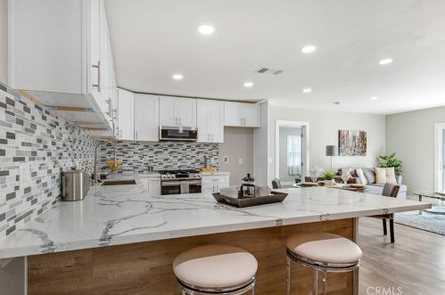 11443 Dicky St, Whittier CA  90606-2326 exterior