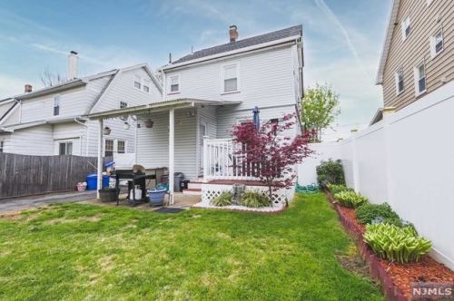 78 Curtis St, Bloomfield, NJ 07003-3874