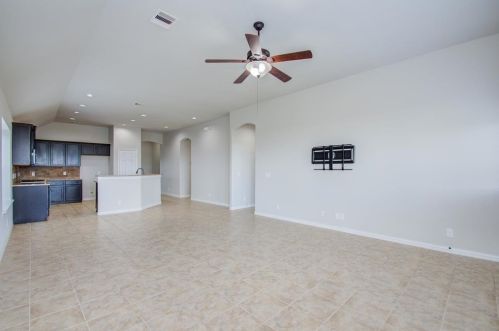 5611 Jay Thrush Dr, Richmond TX 77407 exterior