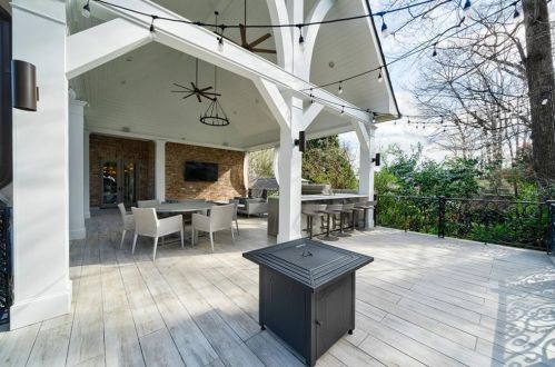 239 Beverly Rd, Atlanta GA  30309-2643 exterior