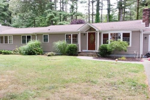 28 Osprey Dr, Coventry, RI 02816-6823