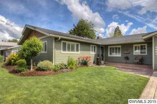 4983 Shoreline Loop, Salem OR  97303-6309 exterior