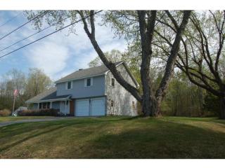 17 Skylark Rd, Lebanon, NH 03766-1822
