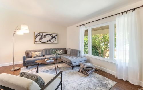 1117 Mountain View Cir, Fairfield CA  94558-5311 exterior