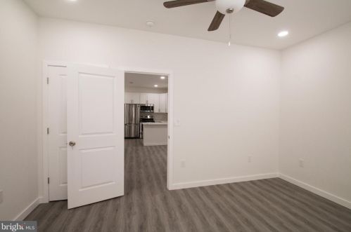 2437 13 St, Philadelphia PA  19107-5615 exterior