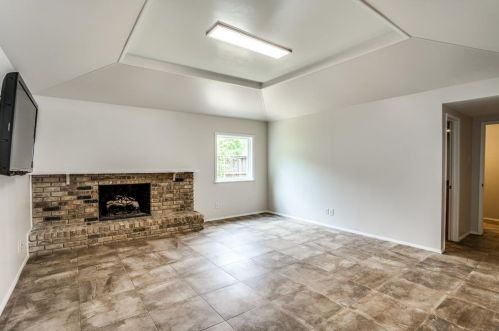 4131 Echo Glen Dr, Dallas TX  75244-7324 exterior