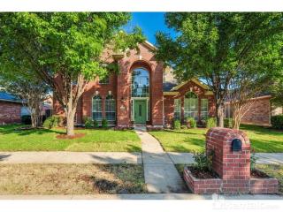 4704 Highlands Dr, Mckinney TX  75070-7496 exterior