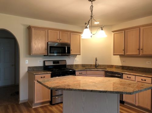 3039 Crystal Rock Rd, Naperville IL  60564-8144 exterior