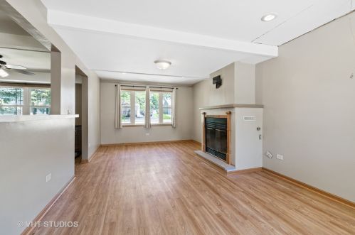 519 Spruce Rd, Lemont IL  60440-2504 exterior