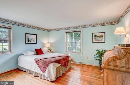 2113 Lyndell Dr, Lancaster PA  17601-5728 exterior