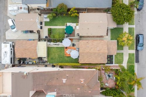624 15th St, Huntington Beach CA  92648-4048 exterior
