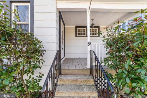 9 Thurston Ave, Trenton, NJ 08618-1709