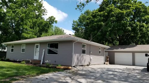 703 Walker Ave, Saint Joseph, IL 61873-9298