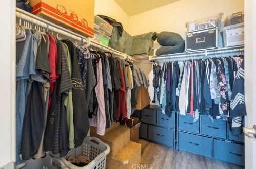 2190 Cherrywood Ln, Anaheim CA  92804-2490 exterior