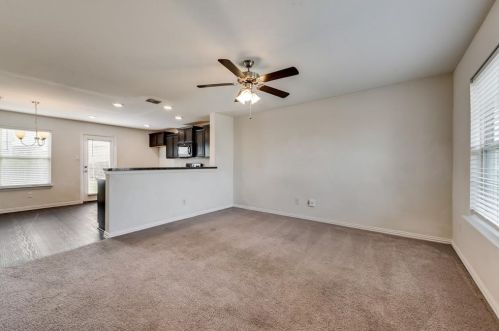 1512 Sierra Estate Trl, Fort Worth TX  76119 exterior