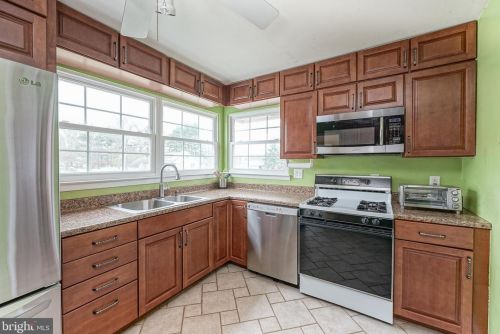 150 Linden Ave, Pitman NJ  08071-2110 exterior