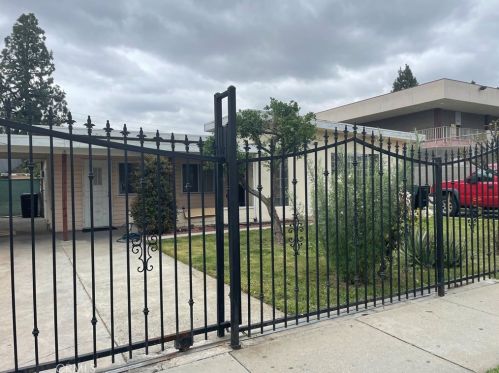 6857 Emil Ave, Bell, CA 90201-3211