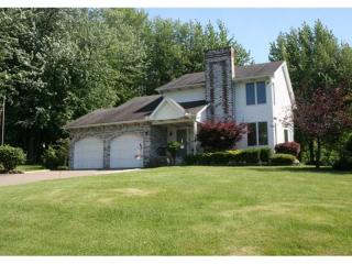 4209 Maple Grove Dr, Erie, PA 16510-6603