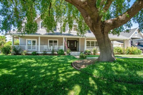 1515 Perino Ln, San Martin, CA 95046-9733