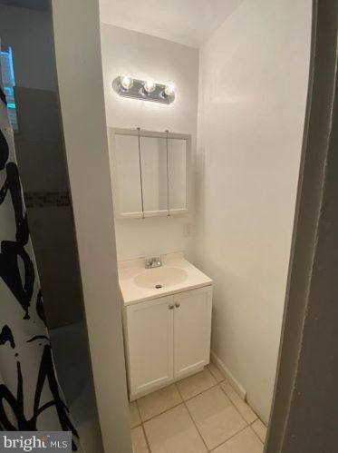 918 12th St, Philadelphia PA  19123-1103 exterior