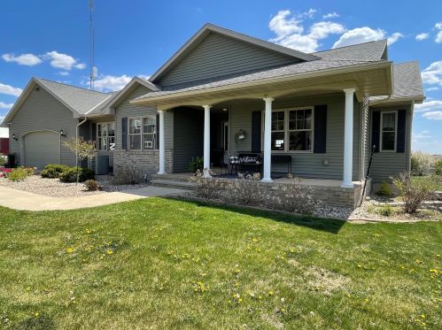 968 160th Ave, Fairmont, MN 56031-1335