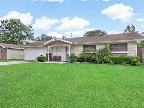 2919 Avenue J, Nederland, TX 77627-7625