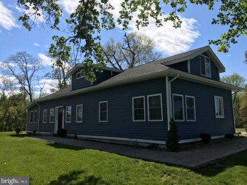609 Eayrestown Rd, Lumberton Township, NJ 08048-9728