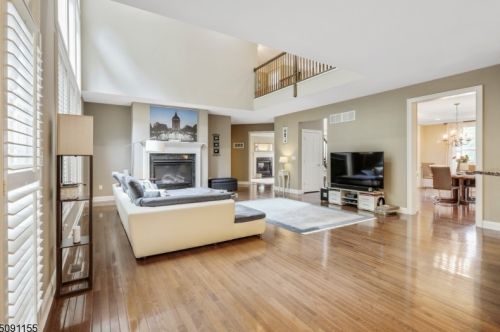 5 Poplar Ct, Dover NJ  07869-2429 exterior