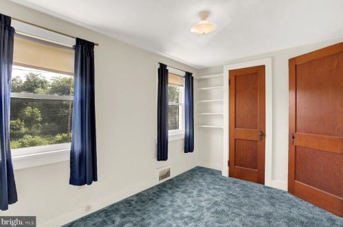 1550 Trindle Rd, Carlisle PA  17015-9759 exterior