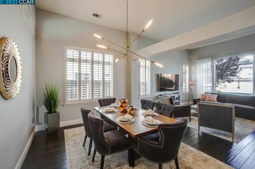 1046 Rolling Woods Way, Concord CA  94521-5400 exterior