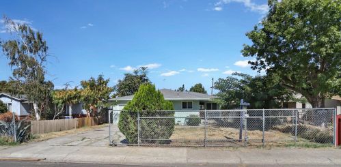 3301 Clement Ave, Stockton, CA 95204-2536