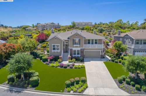 2576 Gillian Ct, Pleasanton, CA 94566-2225
