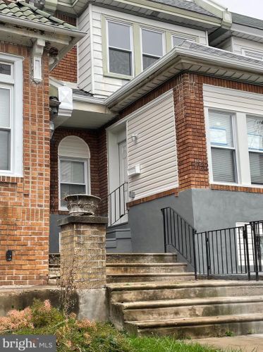 5732 16th St, Philadelphia PA  19141-1702 exterior