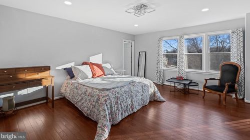 5002 Ten Mills Rd, Columbia MD  21044-1539 exterior