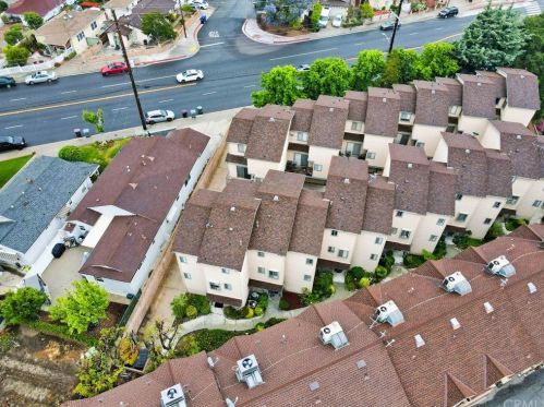 4305 Pennsylvania Ave, Glendale CA  91214-4105 exterior