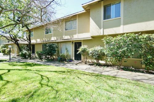 3306 Mosscreek Ln, San Jose, CA 95121-1840