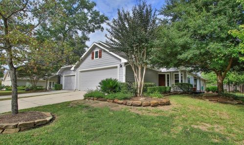 10 Greenwich Pl, Conroe TX  77384-5106 exterior
